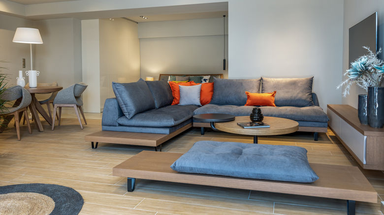 <b>Bungalows Marina Naoussa Suite</b>. Images powered by <a href="https://www.leonardoworldwide.com/" title="Leonardo Worldwide" target="_blank">Leonardo</a>.
