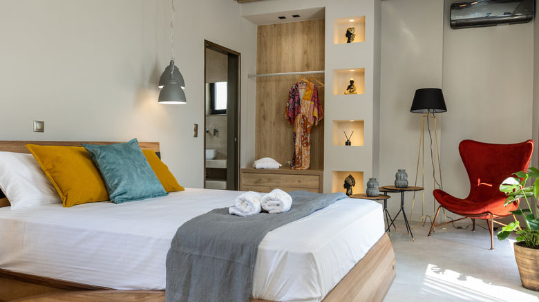 <b>Bungalows Marina Naoussa Suite</b>. Images powered by <a href="https://www.leonardoworldwide.com/" title="Leonardo Worldwide" target="_blank">Leonardo</a>.