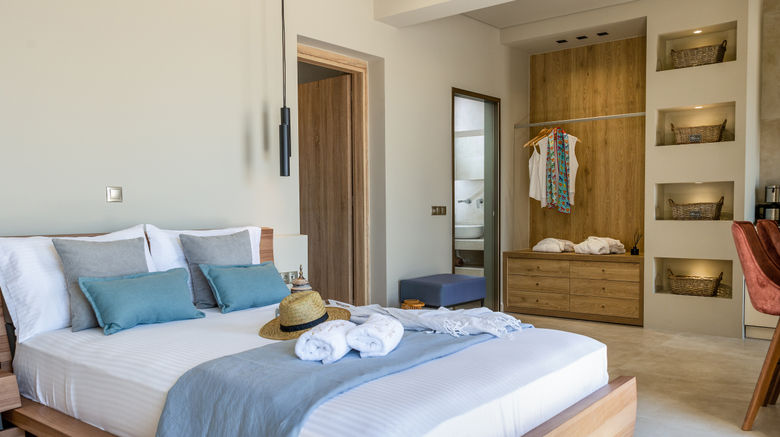 <b>Bungalows Marina Naoussa Suite</b>. Images powered by <a href="https://www.leonardoworldwide.com/" title="Leonardo Worldwide" target="_blank">Leonardo</a>.