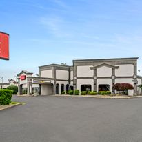 Red Carpet Inn & Suites Northeast