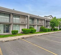 Red Carpet Inn & Suites Northeast Exterior