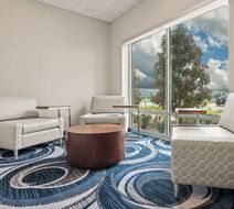 Holiday Inn Express & Suites LBV Area Exterior