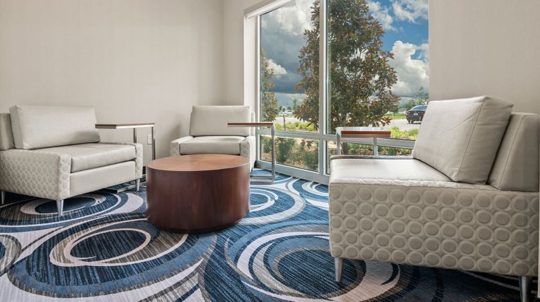 <b>Holiday Inn Express & Suites LBV Area Exterior</b>. Images powered by <a href="https://www.leonardoworldwide.com/" title="Leonardo Worldwide" target="_blank">Leonardo</a>.