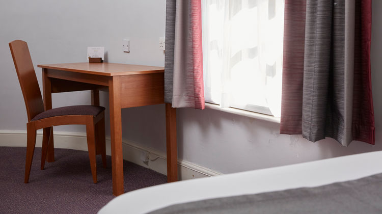 Wheatsheaf Hotel Room