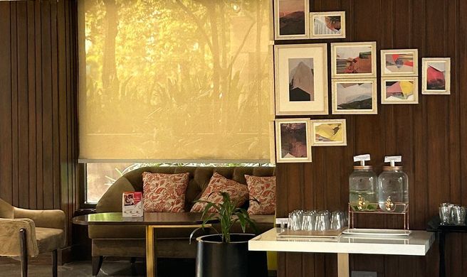 Ginger Greater Noida, Pari Chowk Lobby