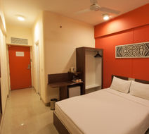 Ginger Pantnagar Room