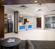 Holiday Inn Express Hotel & Suites Exterior