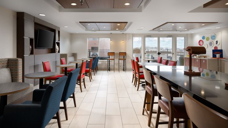 Holiday Inn Express Hotel & Suites Restaurant