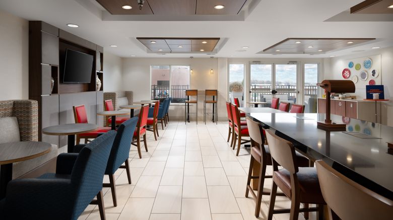 <b>Holiday Inn Express Hotel & Suites Restaurant</b>. Images powered by <a href="https://www.leonardoworldwide.com/" title="Leonardo Worldwide" target="_blank">Leonardo</a>.