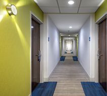 Holiday Inn Express Hotel & Suites Lobby
