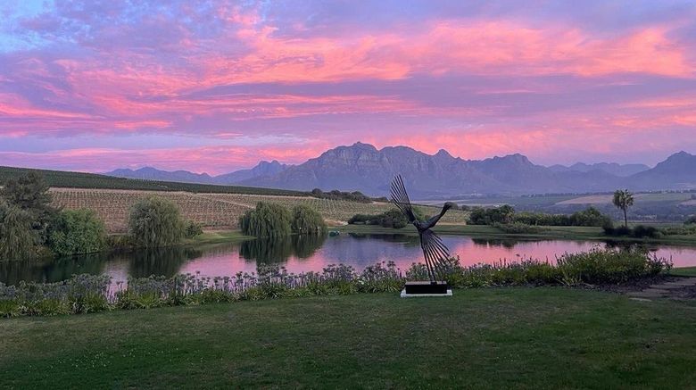<b>Asara Wine Estate & Hotel Room</b>. Images powered by <a href="https://www.leonardoworldwide.com/" title="Leonardo Worldwide" target="_blank">Leonardo</a>.