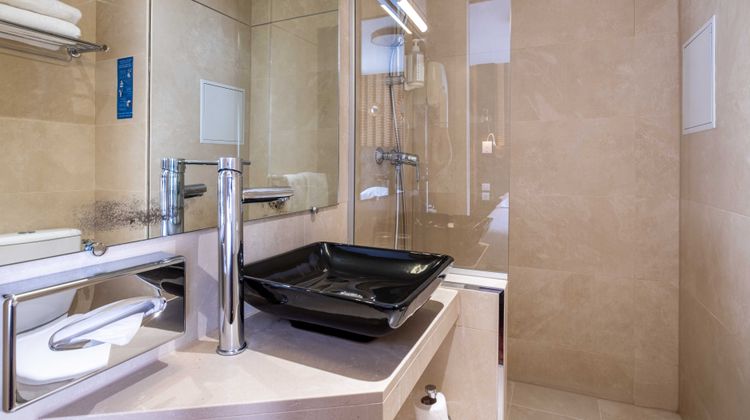 Marena Paris Room