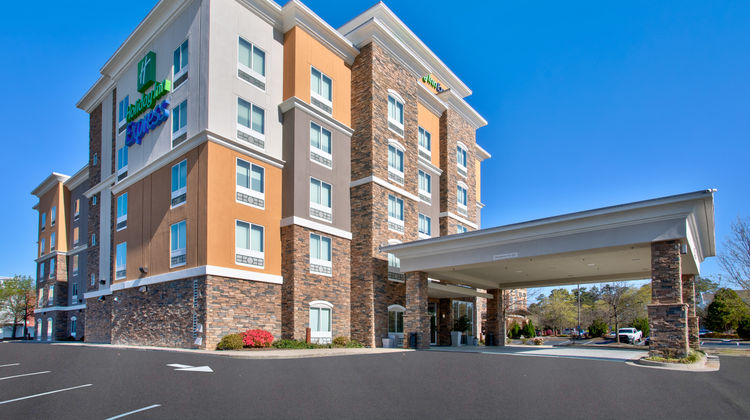 Holiday Inn Express Augusta North Exterior