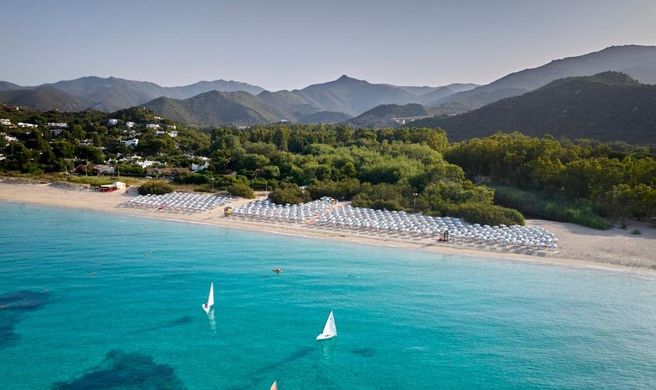 Calaserena Resort Exterior