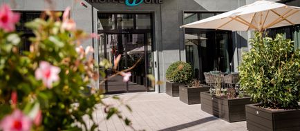 Motel One Freiburg Exterior