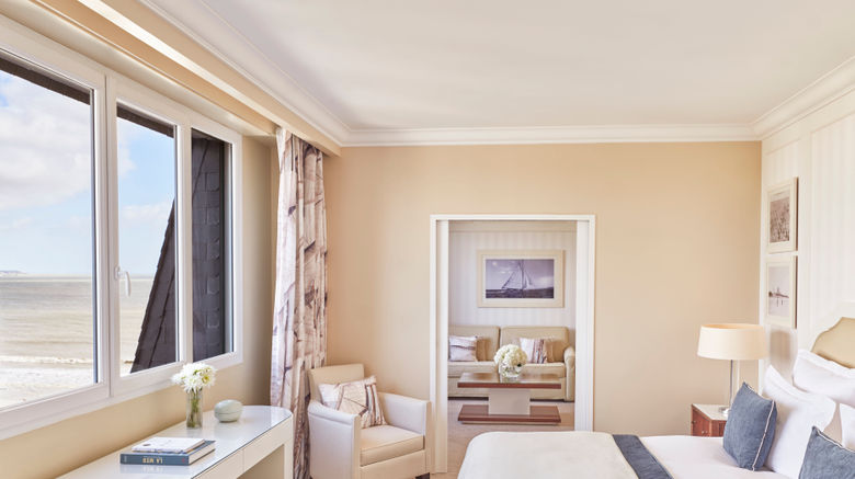 <b>Hotel Hermitage Barriere Suite</b>. Images powered by <a href="https://www.leonardoworldwide.com/" title="Leonardo Worldwide" target="_blank">Leonardo</a>.