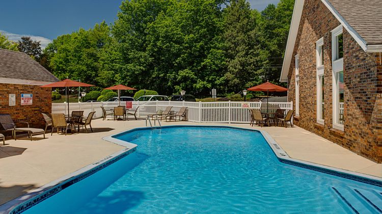 Residence Inn Hartford Windsor Pool