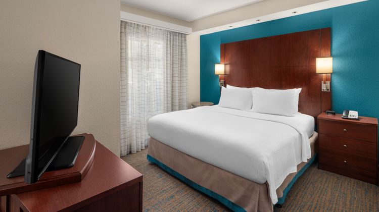 Residence Inn PDX at Cascade Station Suite
