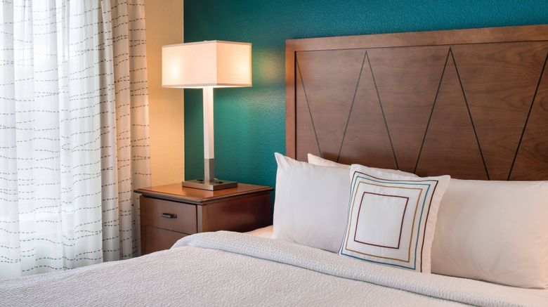 <b>Residence Inn Portland North Harbour Room</b>. Images powered by <a href="https://www.leonardoworldwide.com/" title="Leonardo Worldwide" target="_blank">Leonardo</a>.