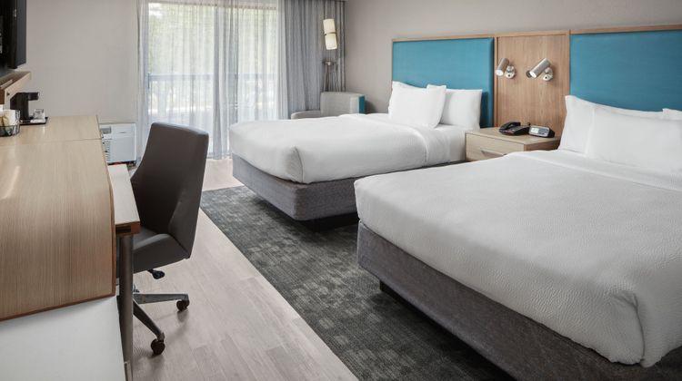 Courtyard Newport News Yorktown Room