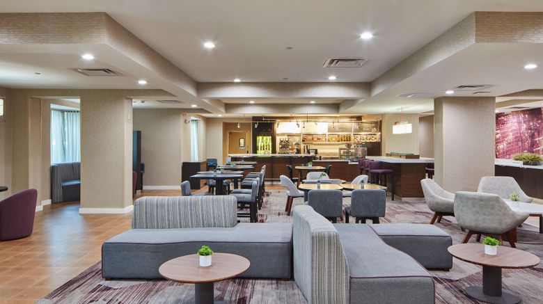 <b>Courtyard Newport News Yorktown Lobby</b>. Images powered by <a href="https://www.leonardoworldwide.com/" title="Leonardo Worldwide" target="_blank">Leonardo</a>.