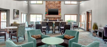 Residence Inn Cleveland Independence Lobby