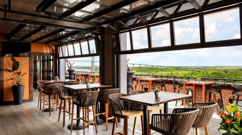 <b>Bohemian Hotel Savannah Riverfront Restaurant</b>. Images powered by <a href="https://www.leonardoworldwide.com/" title="Leonardo Worldwide" target="_blank">Leonardo</a>.