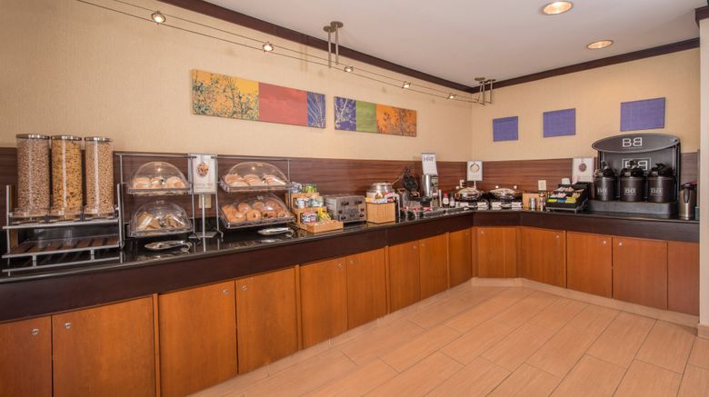 <b>Fairfield Inn & Suites Dulles Chantilly Restaurant</b>. Images powered by <a href="https://www.leonardoworldwide.com/" title="Leonardo Worldwide" target="_blank">Leonardo</a>.