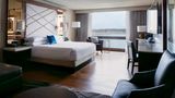 Kansas City Airport Marriott Room