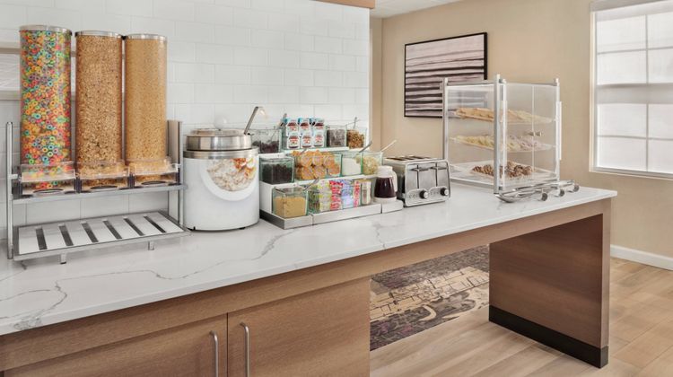 Residence Inn by Marriott Restaurant