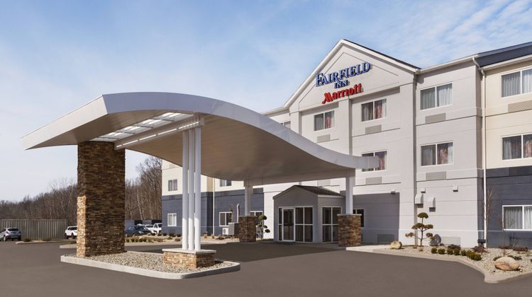 Fairfield Inn Warren Niles Exterior