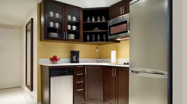 <b>Residence-Inn by Marriott Montreal Room</b>. Images powered by <a href="https://www.leonardoworldwide.com/" title="Leonardo Worldwide" target="_blank">Leonardo</a>.