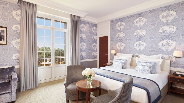 <b>Hotel Normandy Barriere Room</b>. Images powered by <a href="https://www.leonardoworldwide.com/" title="Leonardo Worldwide" target="_blank">Leonardo</a>.