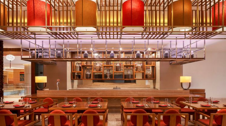 Sheraton Nha Trang Hotel & Spa Restaurant