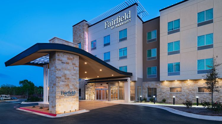 Fairfield Inn & Suites Austin Georgetown Exterior