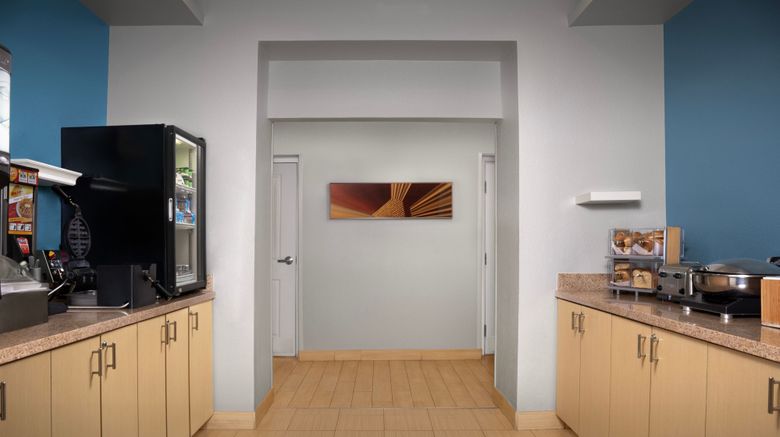 <b>TownePlace Suites by Marriott - De Soto Restaurant</b>. Images powered by <a href="https://www.leonardoworldwide.com/" title="Leonardo Worldwide" target="_blank">Leonardo</a>.