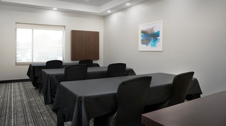 TownePlace Suites by Marriott - De Soto Meeting