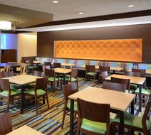 Fairfield Inn & Suites Raleigh Cap Blvd Lobby