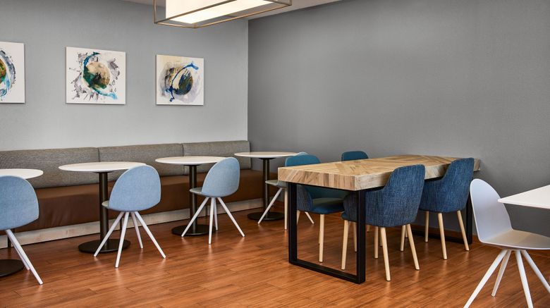 <b>Towneplace Suites Garden City Restaurant</b>. Images powered by <a href="https://www.leonardoworldwide.com/" title="Leonardo Worldwide" target="_blank">Leonardo</a>.
