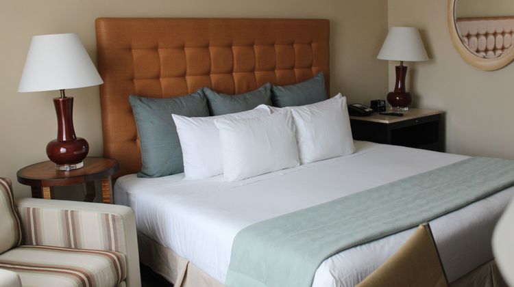 Four Points by Sheraton San Jose Room