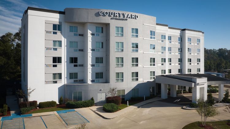 Courtyard Hammond Exterior
