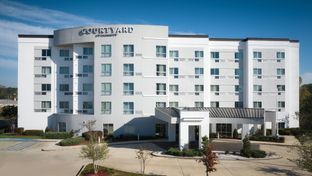 Courtyard Hammond