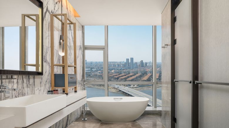 <b>Qingdao Marriott Hotel Jiaozhou Room</b>. Images powered by <a href="https://www.leonardoworldwide.com/" title="Leonardo Worldwide" target="_blank">Leonardo</a>.