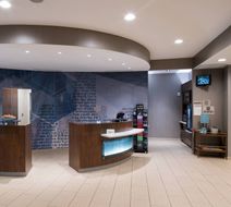 SpringHill Suites Alexandria Old Town/SW Lobby
