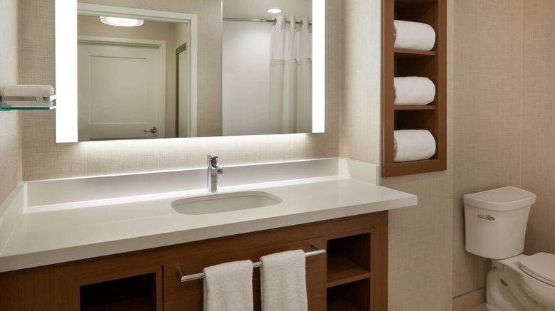 <b>Residence Inn Toronto Mississauga SW Room</b>. Images powered by <a href="https://www.leonardoworldwide.com/" title="Leonardo Worldwide" target="_blank">Leonardo</a>.