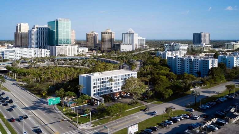 <b>Aloft Miami Dadeland Exterior</b>. Images powered by <a href="https://www.leonardoworldwide.com/" title="Leonardo Worldwide" target="_blank">Leonardo</a>.