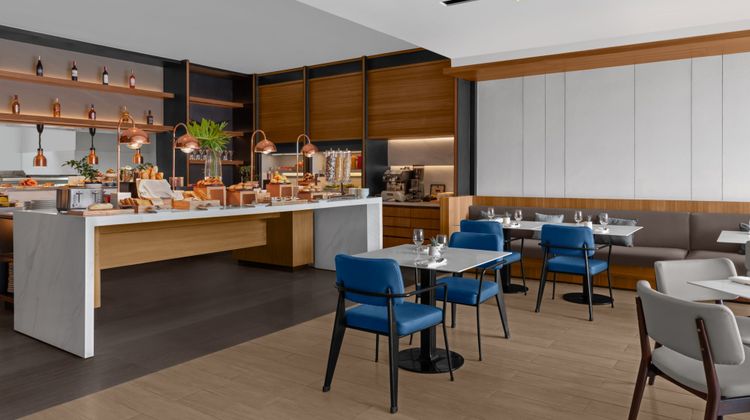 Fairfield by Marriott Cebu Mandaue City Restaurant