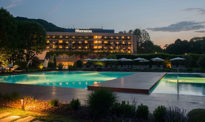Sheraton Lake Como Hotel Exterior