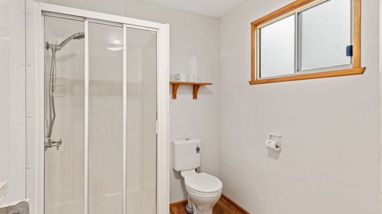 Discovery Parks Devonport Room