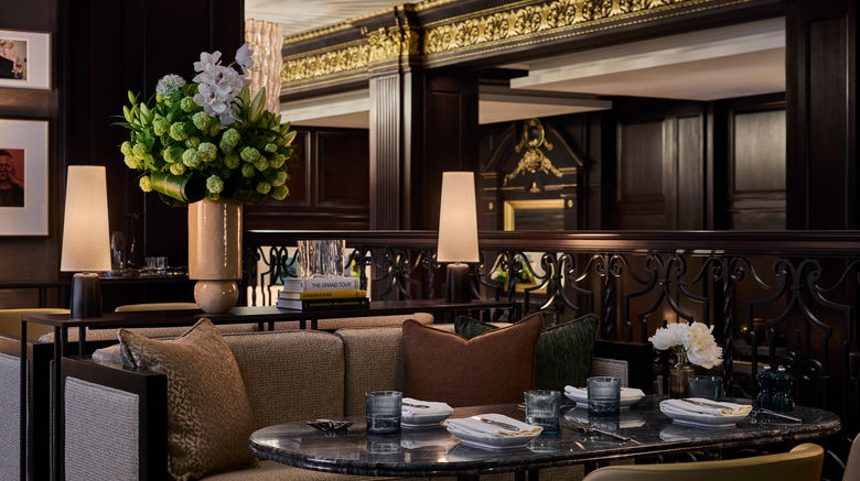 <b>Rosewood Hotel Georgia Restaurant</b>. Images powered by <a href="https://www.leonardoworldwide.com/" title="Leonardo Worldwide" target="_blank">Leonardo</a>.